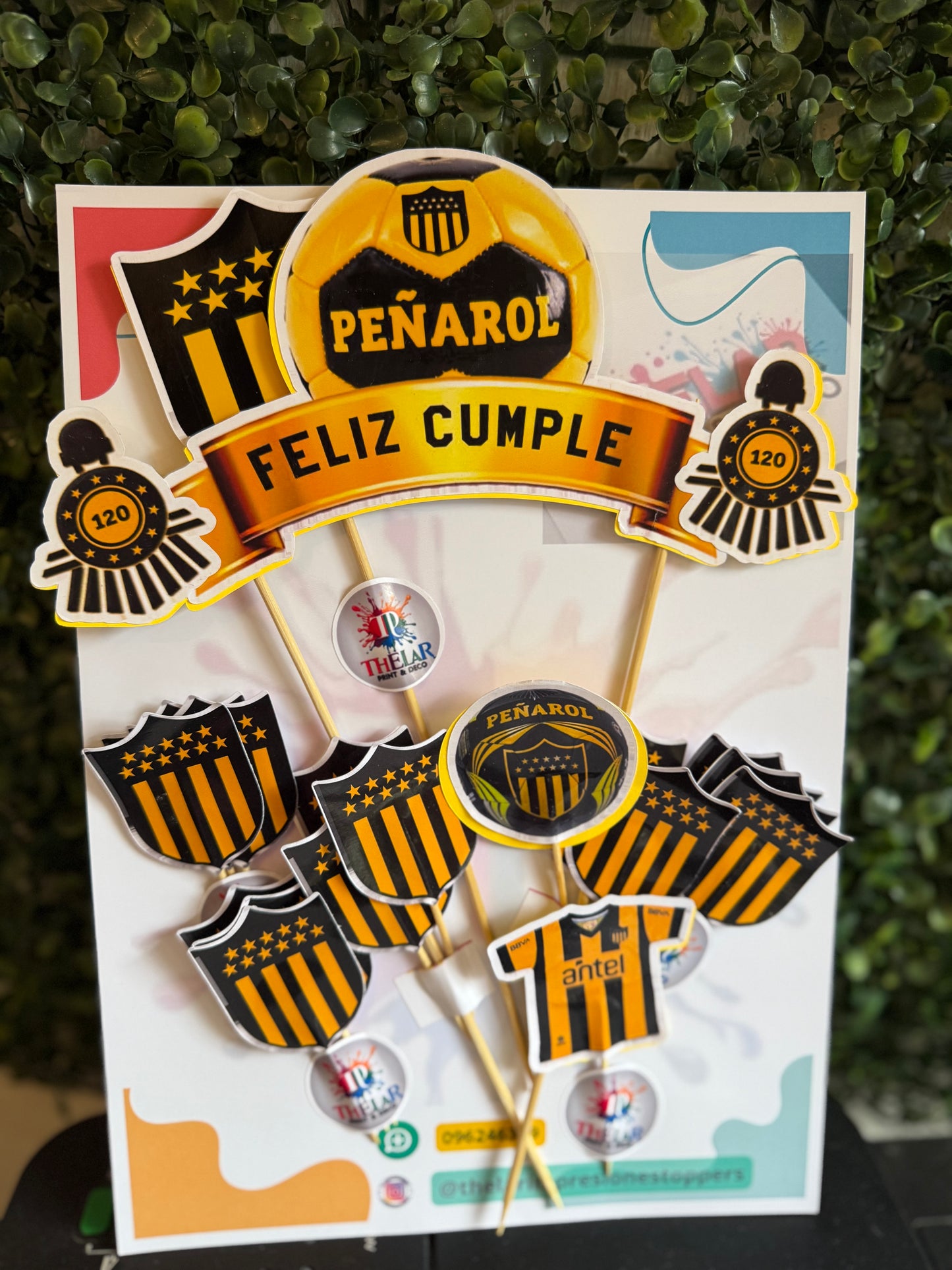 Toppers para torta + 12 pinchos para Cupcake